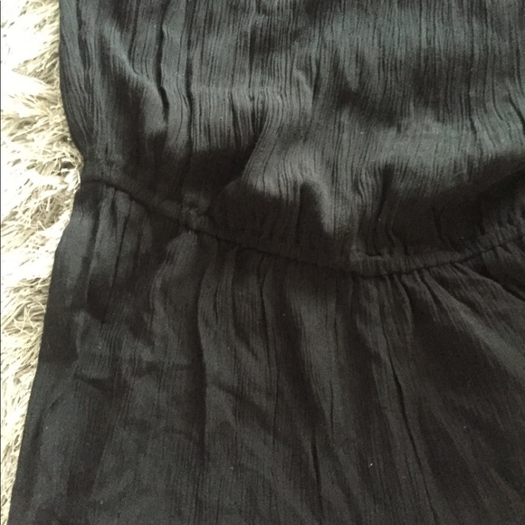 Halter style jumpsuit❤️ - Picture 5 of 8